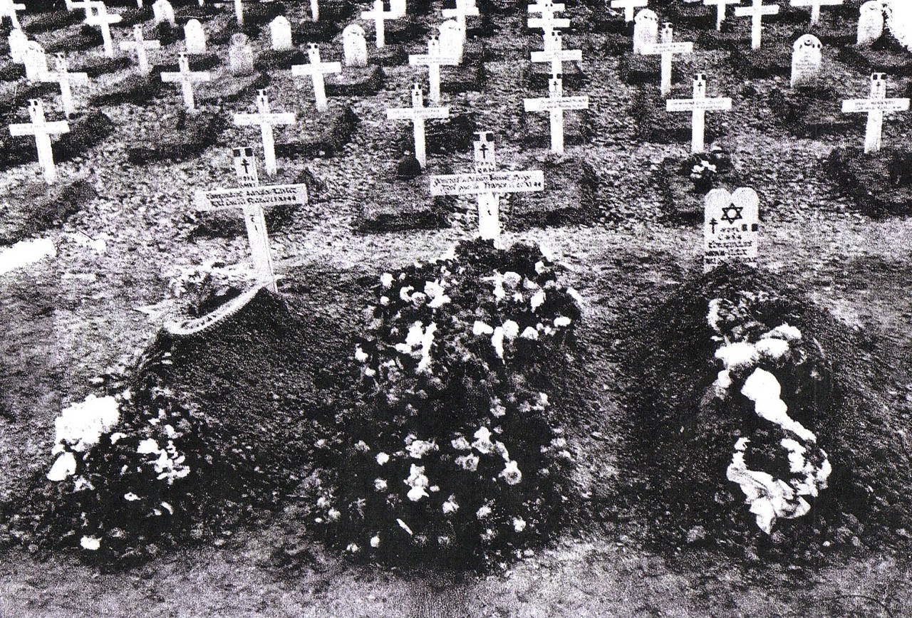 1ère sépulture de Diego Brosset au cimetière de Villersexel